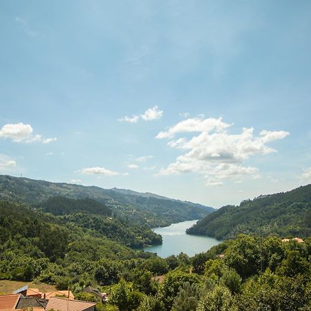 Вілла Quinta Flor De Lis, Geres Вієйра-ду-Міню Екстер'єр фото