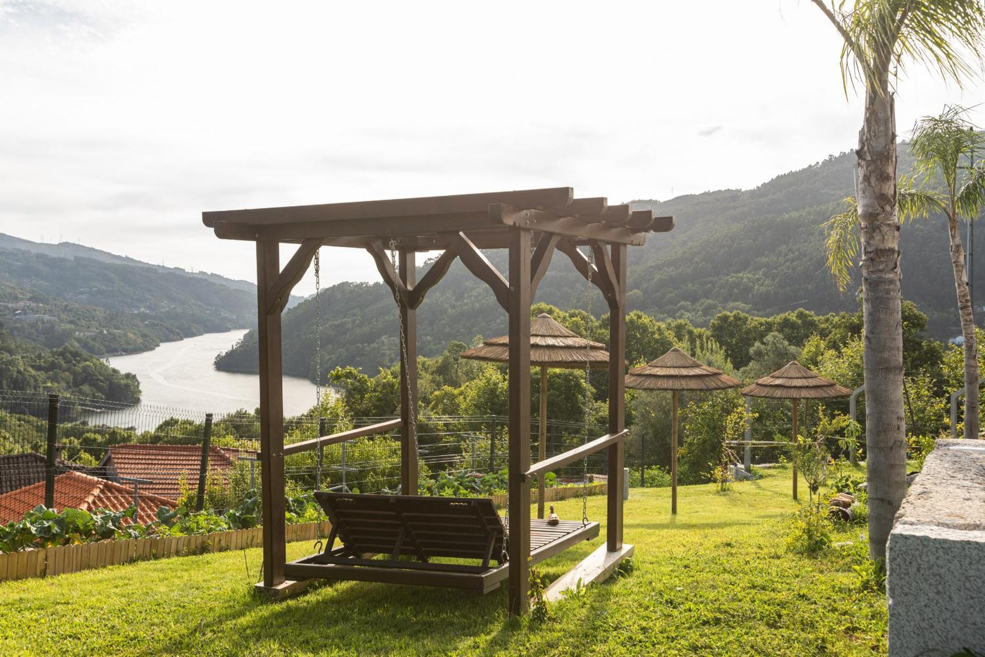 Вілла Quinta Flor De Lis, Geres Вієйра-ду-Міню Екстер'єр фото